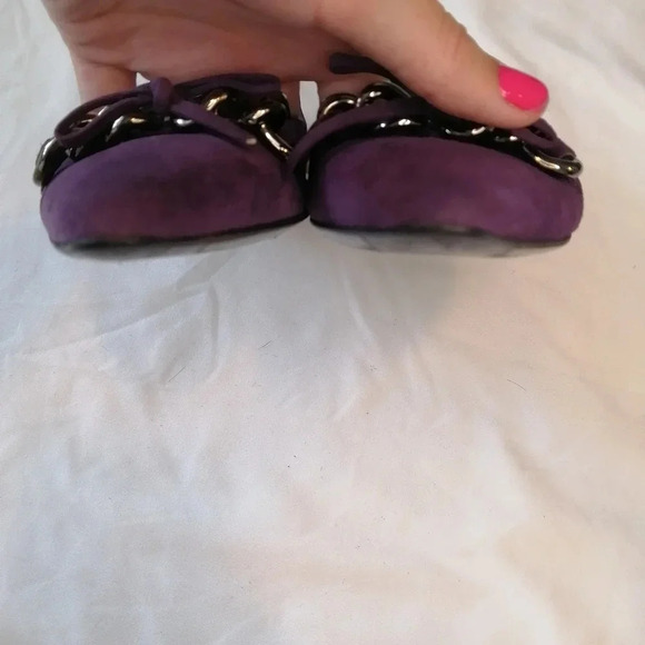 Prada Purple Suede Pointed Toe Flats with Chain Links and Bow Size 37 or 7 US - Picture 9 of 17